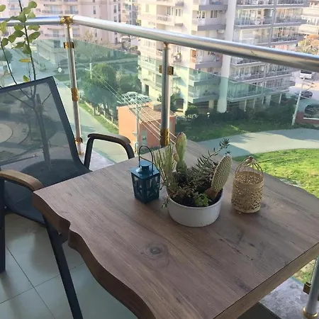 Beautiful 1 Bedroom Studio Apartamento Esmirna